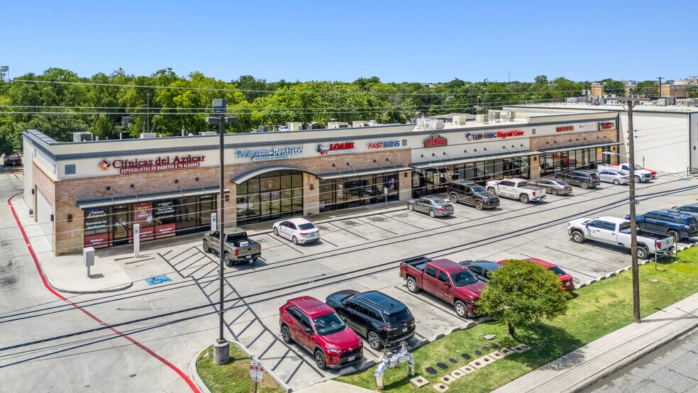 1714 SW Military Dr, San Antonio, TX à vendre - Photo de l’immeuble – Image 3 sur 6