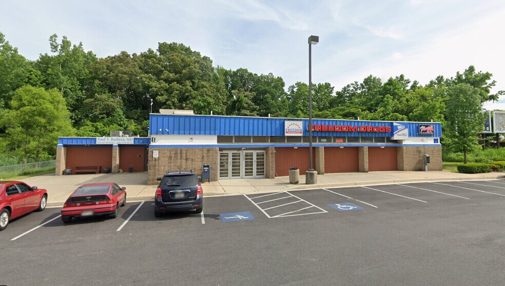 7516 N Point Rd, Sparrows Point, MD à vendre - Photo de l’immeuble – Image 2 sur 4