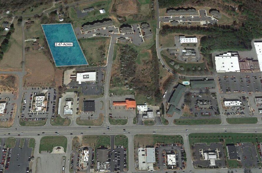 Highway 421, Wilkesboro, NC à vendre - Photo principale – Image 1 sur 2