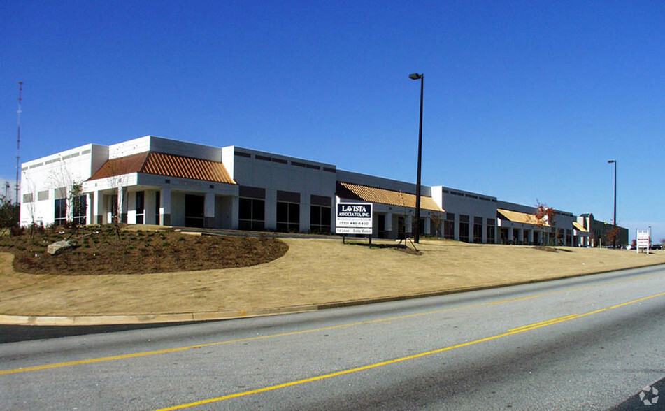 576 Sigman Rd NE, Conyers, GA à louer - Photo de l’immeuble – Image 2 sur 8
