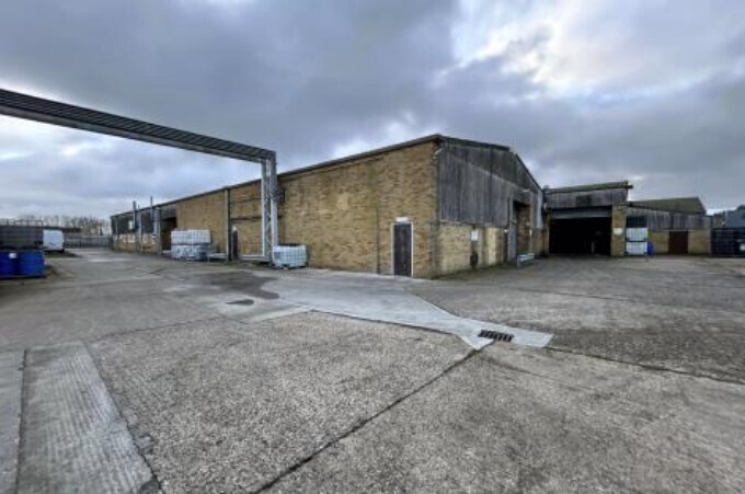 4-6 Hadenham Rd, Lowestoft à vendre - Photo de l’immeuble – Image 2 sur 5