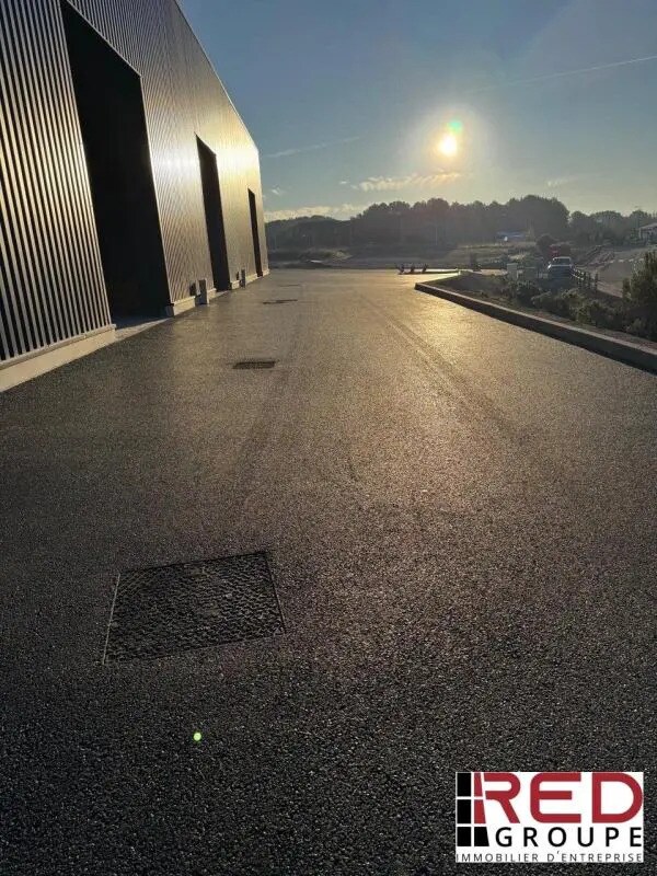 Plus de détails pour Industriel/Logistique à louer