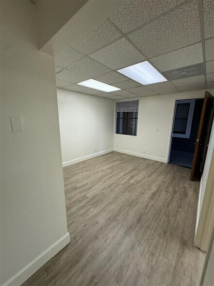 2900 Bristol St, Costa Mesa, CA à louer - Photo de l’immeuble – Image 3 sur 9