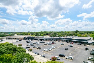 Plus de détails pour 8650 Spicewood Springs Rd, Austin, TX - Local commercial à louer
