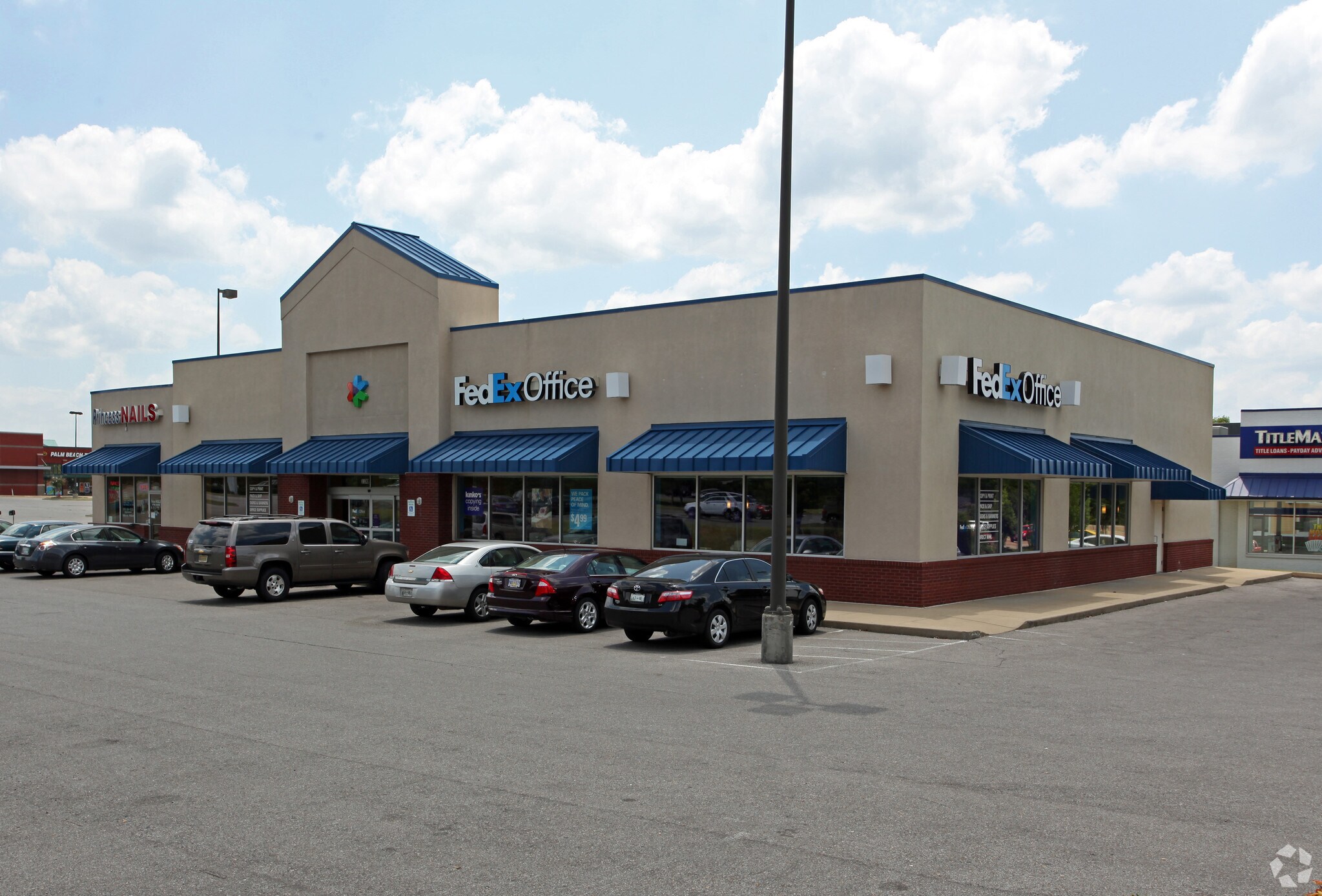1130-1132 Germantown Pky, Cordova, TN à louer Photo principale– Image 1 sur 9