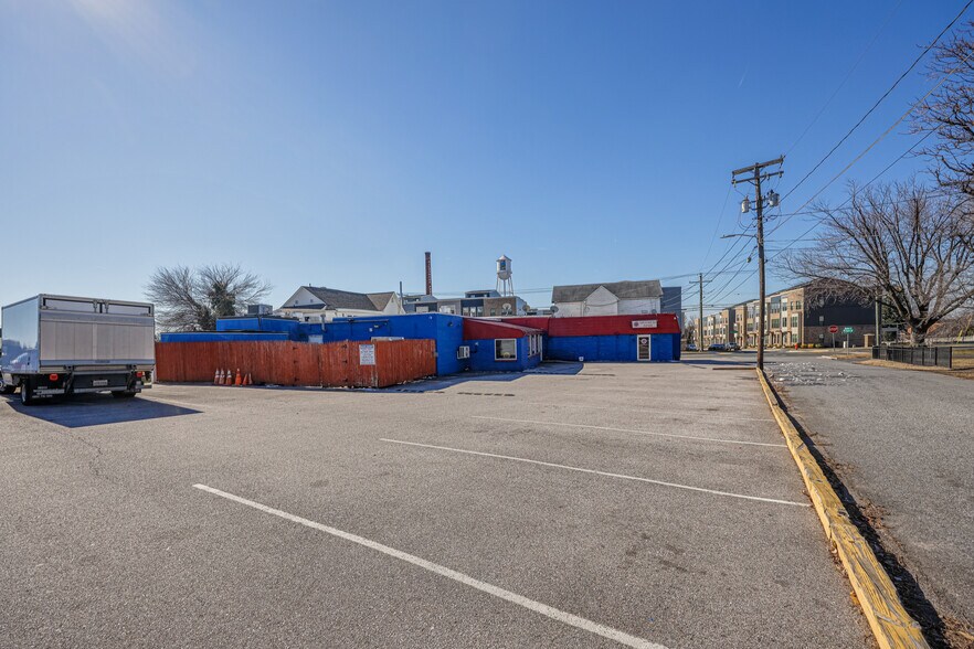 7100 Sollers Point Rd, Baltimore, MD à vendre - Photo de l’immeuble – Image 3 sur 45