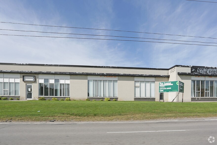 1027 Clarke Rd, London, ON à louer - Photo de l’immeuble – Image 3 sur 3