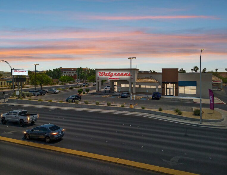 6401 W Charleston Blvd, Las Vegas, NV à vendre - Photo de l’immeuble – Image 1 sur 14