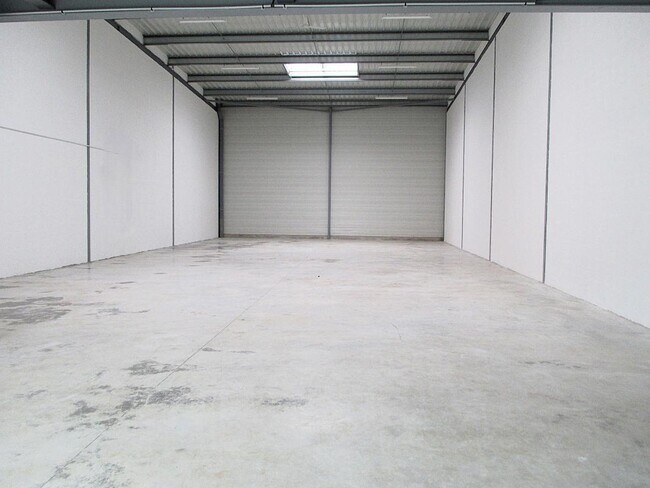 Plus de détails pour Industriel/Logistique à vendre