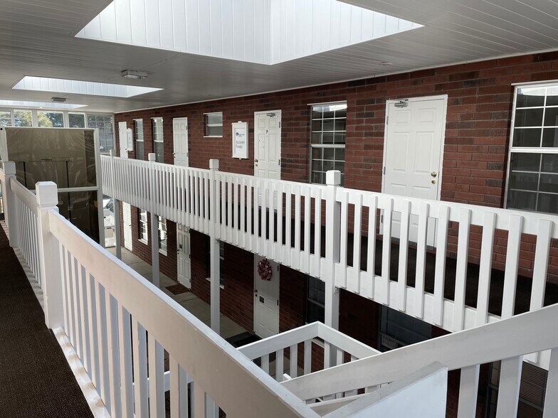 914 N San Francisco St, Flagstaff, AZ à louer - Photo de l’immeuble – Image 2 sur 5