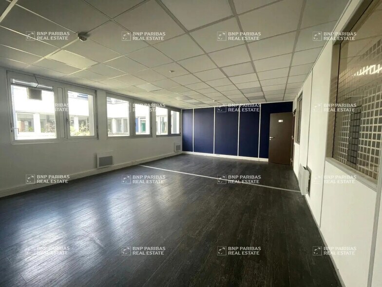 172 Rue Pierre Mauroy, Lille à vendre - Photo de l’immeuble – Image 3 sur 7