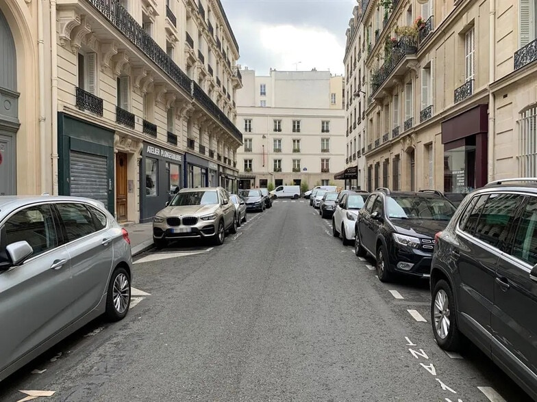 Local commercial dans Paris à louer - Photo de l’immeuble – Image 1 sur 2