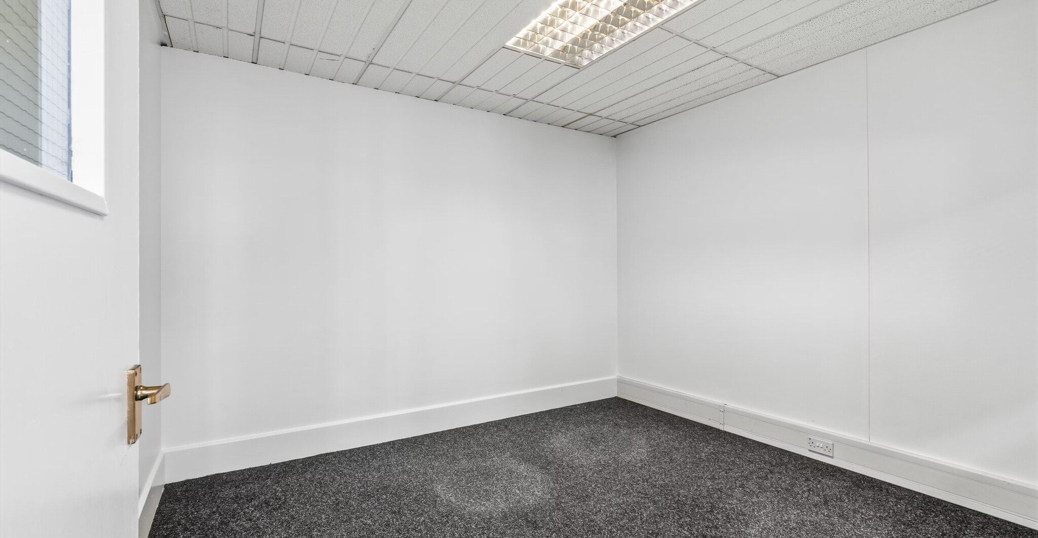 Unit 10 Wrens Court, 48 Victoria Rd, Sutton Coldfield à louer Photo intérieure– Image 1 sur 7