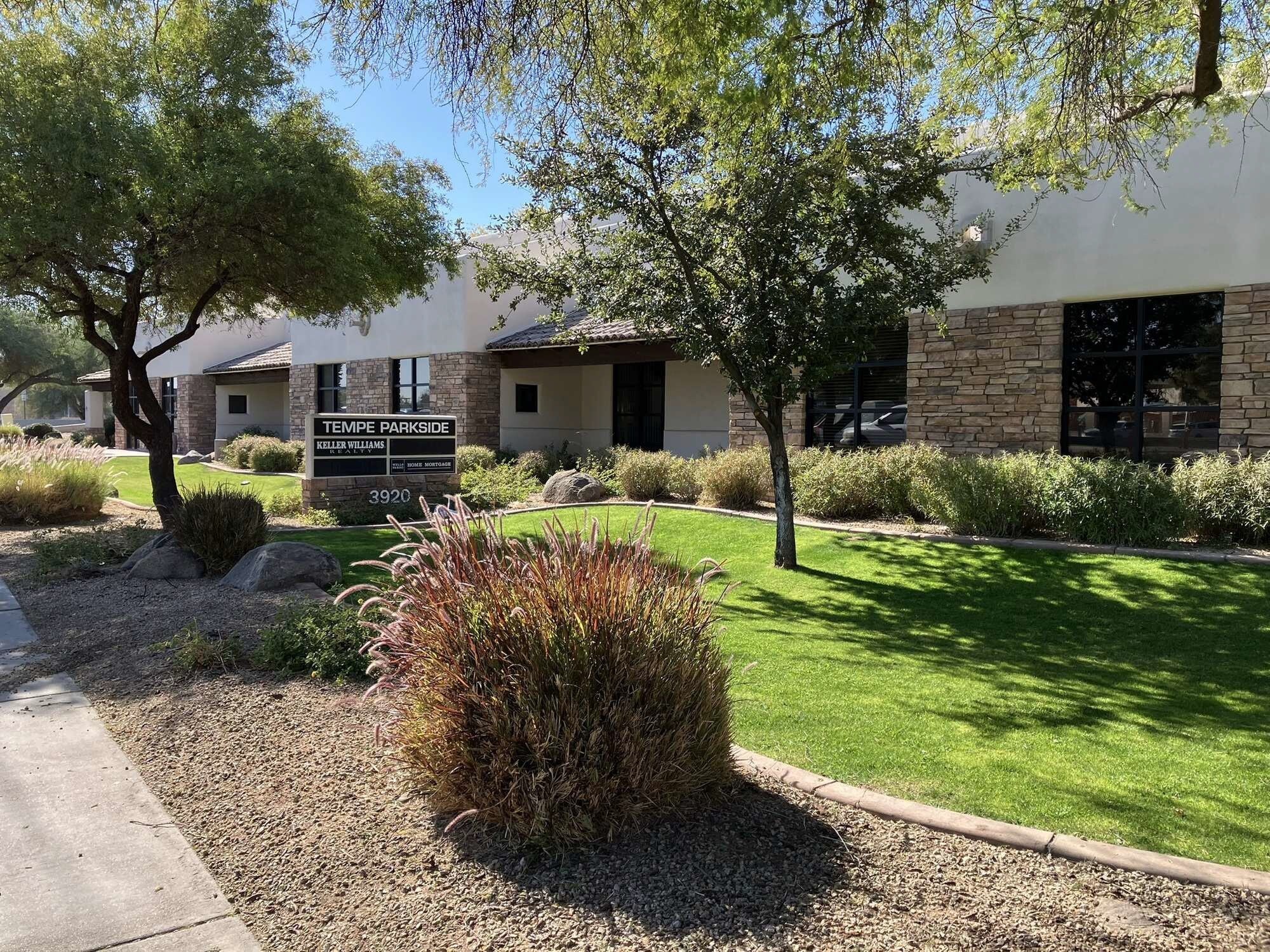 3920 S Rural Rd, Tempe, AZ à vendre Photo principale– Image 1 sur 36
