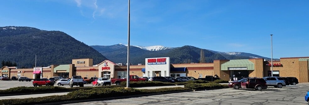 300 Bonner Mall Way, Ponderay, ID à louer - Photo principale – Image 1 sur 1