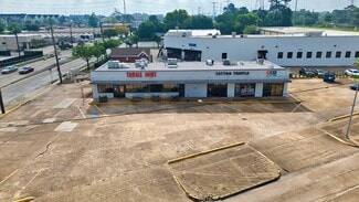 Plus de détails pour 3350 E TC Jester Blvd, Houston, TX - Local commercial à louer