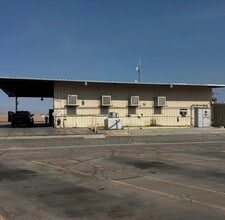 5006 E Calle San Raphael, Palm Springs, CA à louer Photo de l’immeuble– Image 2 sur 8