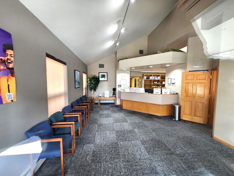 7515 W Yale Ave, Denver, CO à louer - Photo intérieure – Image 2 sur 21