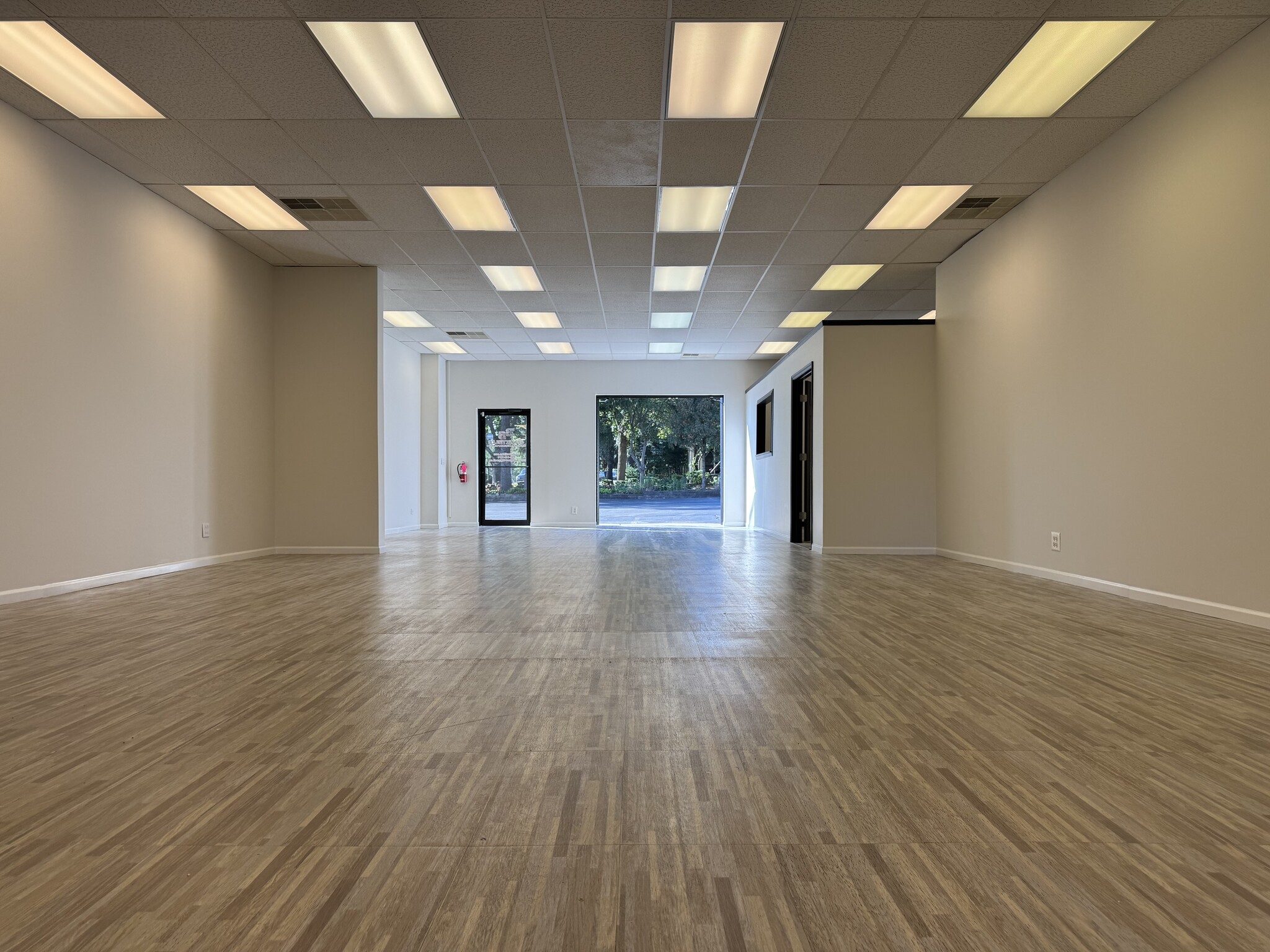 517 N Lake Ave, Twin Lakes, WI à louer Photo intérieure– Image 1 sur 7