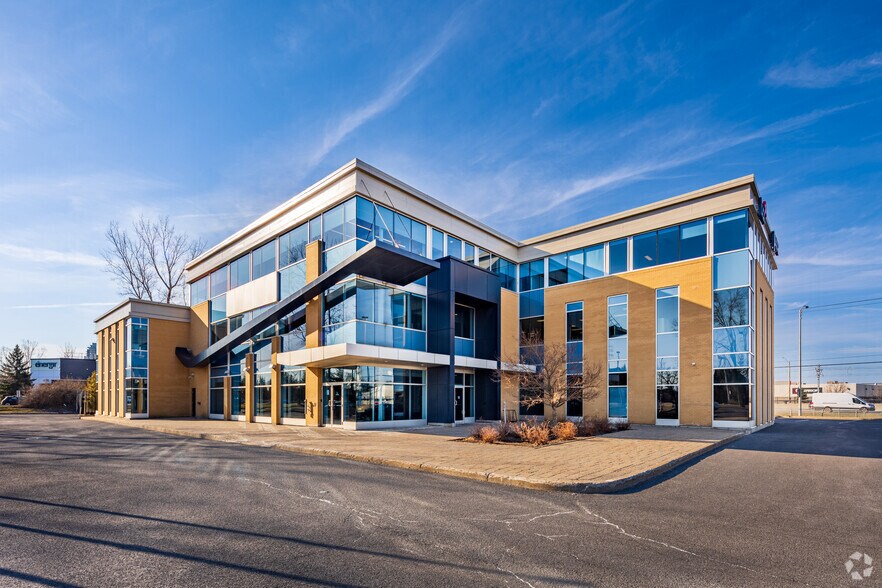 4255 Boul Lapinière, Brossard, QC à louer - Photo de l’immeuble – Image 1 sur 20