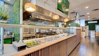 15700-15732 SW 72nd St, Miami, FL à louer Photo intérieure– Image 2 sur 5