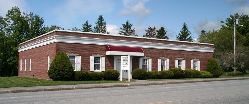 676 Broadway, Bangor, ME à louer - Photo principale – Image 1 sur 20
