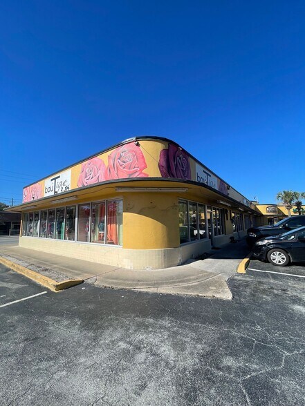 3104-3123 Atlantic Blvd, Jacksonville, FL à louer - Photo de l’immeuble – Image 2 sur 4