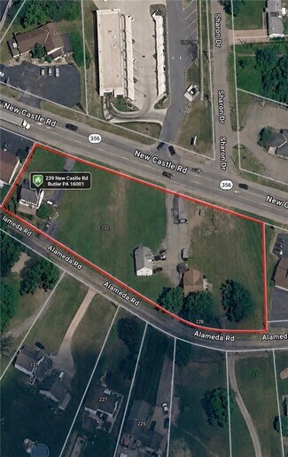 Plus de détails pour 239 New Castle Rd, Butler, PA - Terrain à vendre