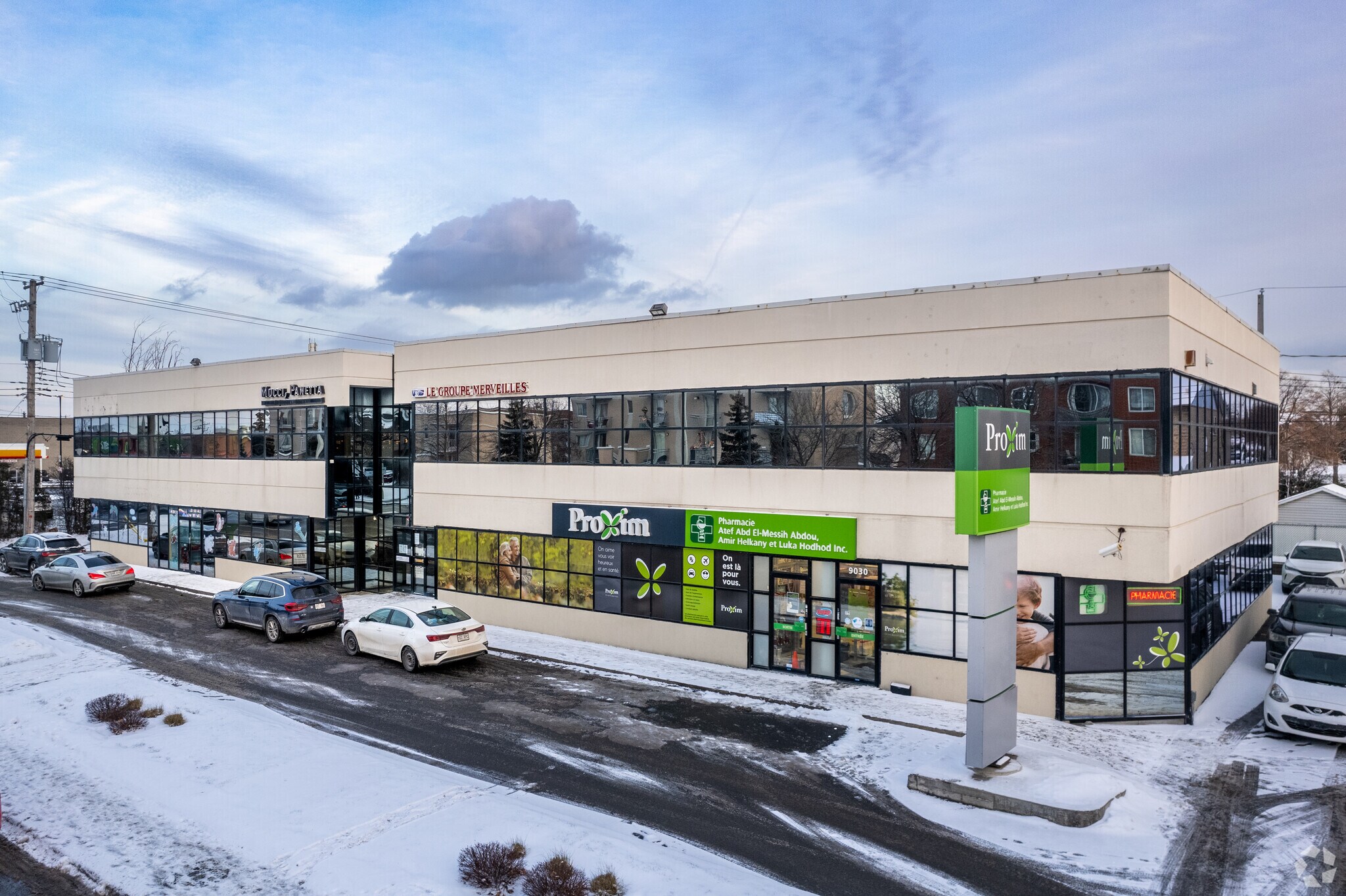 9030-9056 Boul Maurice-Duplessis, Montréal, QC à louer Photo principale– Image 1 sur 5