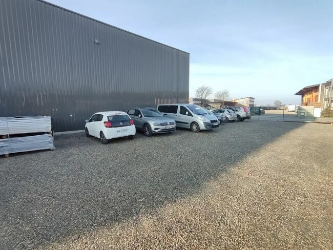 Plus de détails pour Bureau à louer