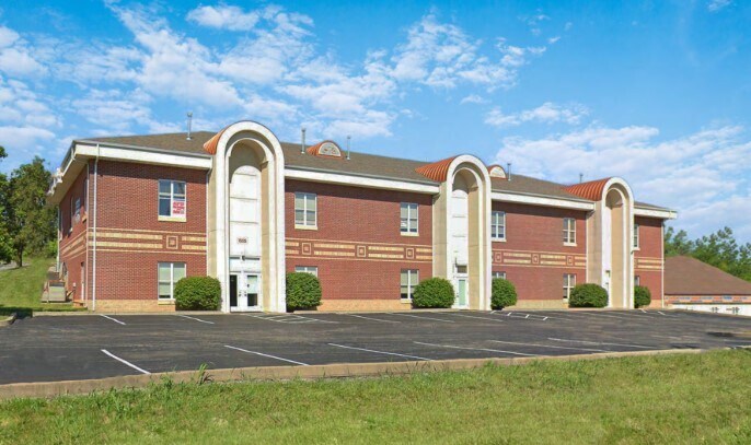 1555 Kisker Rd, Saint Charles, MO à louer - Photo principale – Image 1 sur 1