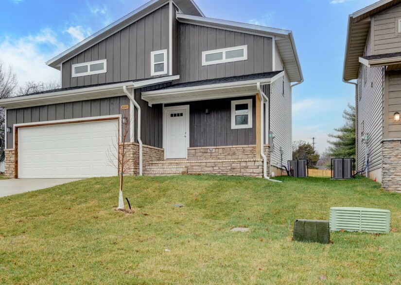 2641 N Prospect Ave, Springfield, MO à vendre - Photo principale – Image 1 sur 1