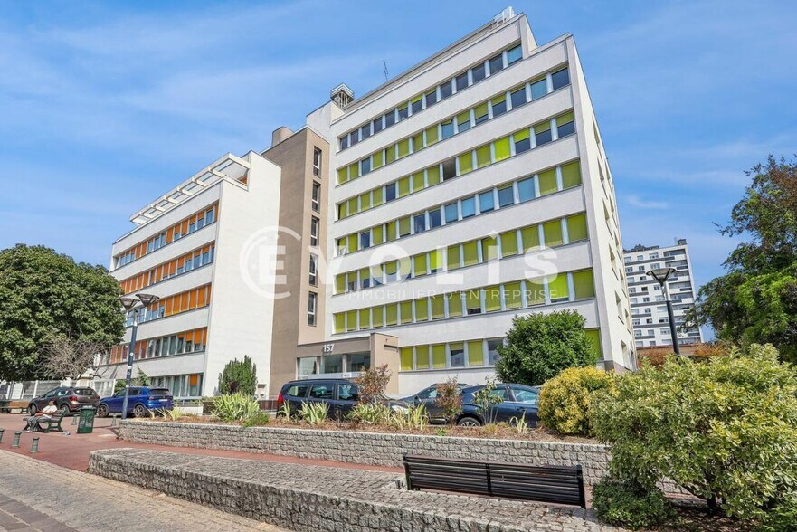 157 Rue Des Blains, Bagneux à louer - Photo de l’immeuble – Image 1 sur 15