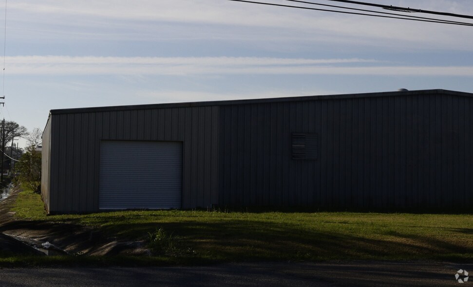 1916 S Philippe Ave, Gonzales, LA à louer - Photo de l’immeuble – Image 3 sur 11