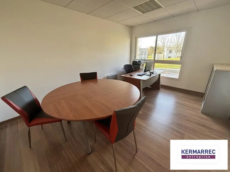 Bureau dans Vannes à louer - Photo de l’immeuble – Image 2 sur 5