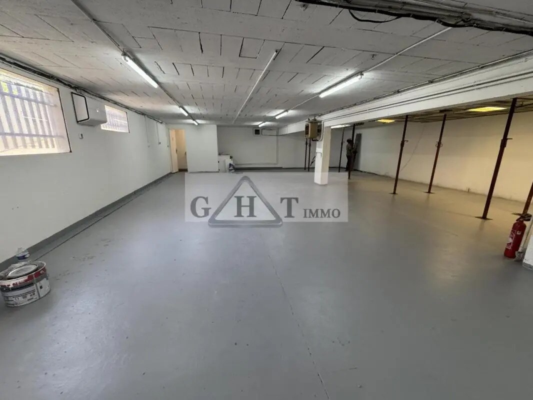 Industriel/Logistique dans Chennevières-sur-Marne à louer Photo intérieure– Image 1 sur 5