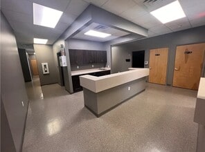 5207 Essen Ln, Baton Rouge, LA à louer Photo intérieure– Image 1 sur 29
