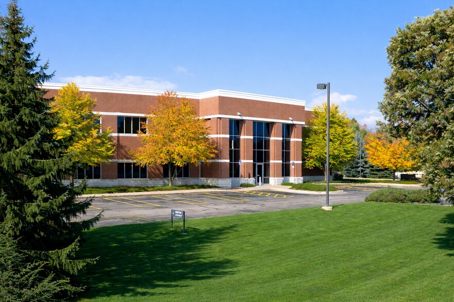985 Gezon Pky SW, Grand Rapids, MI à louer - Photo principale – Image 1 sur 5