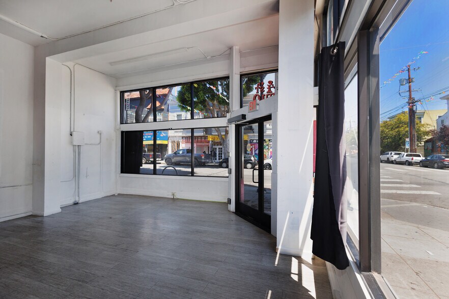 3049-3075 24th St, San Francisco, CA à louer - Photo de l’immeuble – Image 3 sur 18