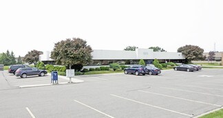 Plus de détails pour 16010 19 Mile Rd, Clinton Township, MI - Bureau à vendre