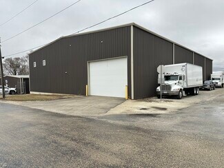 Plus de détails pour 160 S Locust St, Chebanse, IL - Industriel/Logistique à vendre