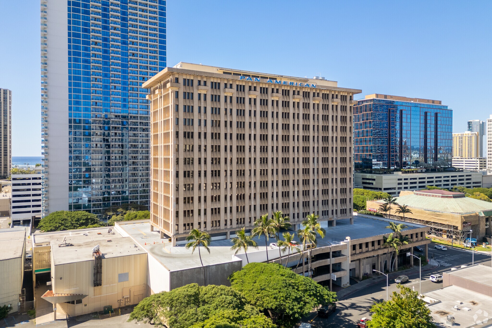 1600 Kapiolani Blvd, Honolulu, HI à louer Photo principale– Image 1 sur 5