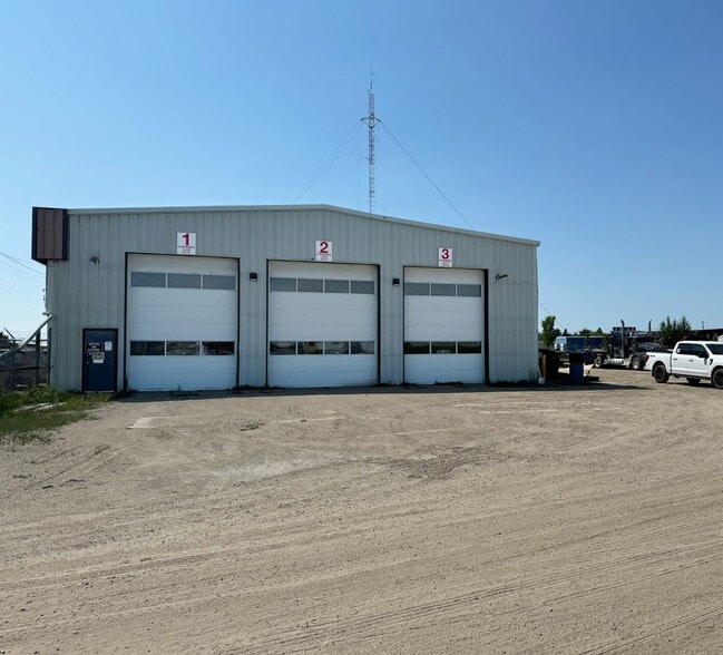 49 Diamond Ave, Spruce Grove, AB à vendre - Photo de l’immeuble – Image 2 sur 7