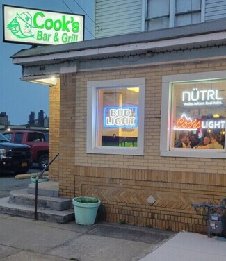Plus de détails pour 222 Katherine St, Buffalo, NY - Local commercial à vendre