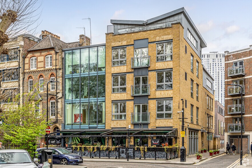 11 Hoxton Sq, Londres à vendre - Photo de l’immeuble – Image 2 sur 10