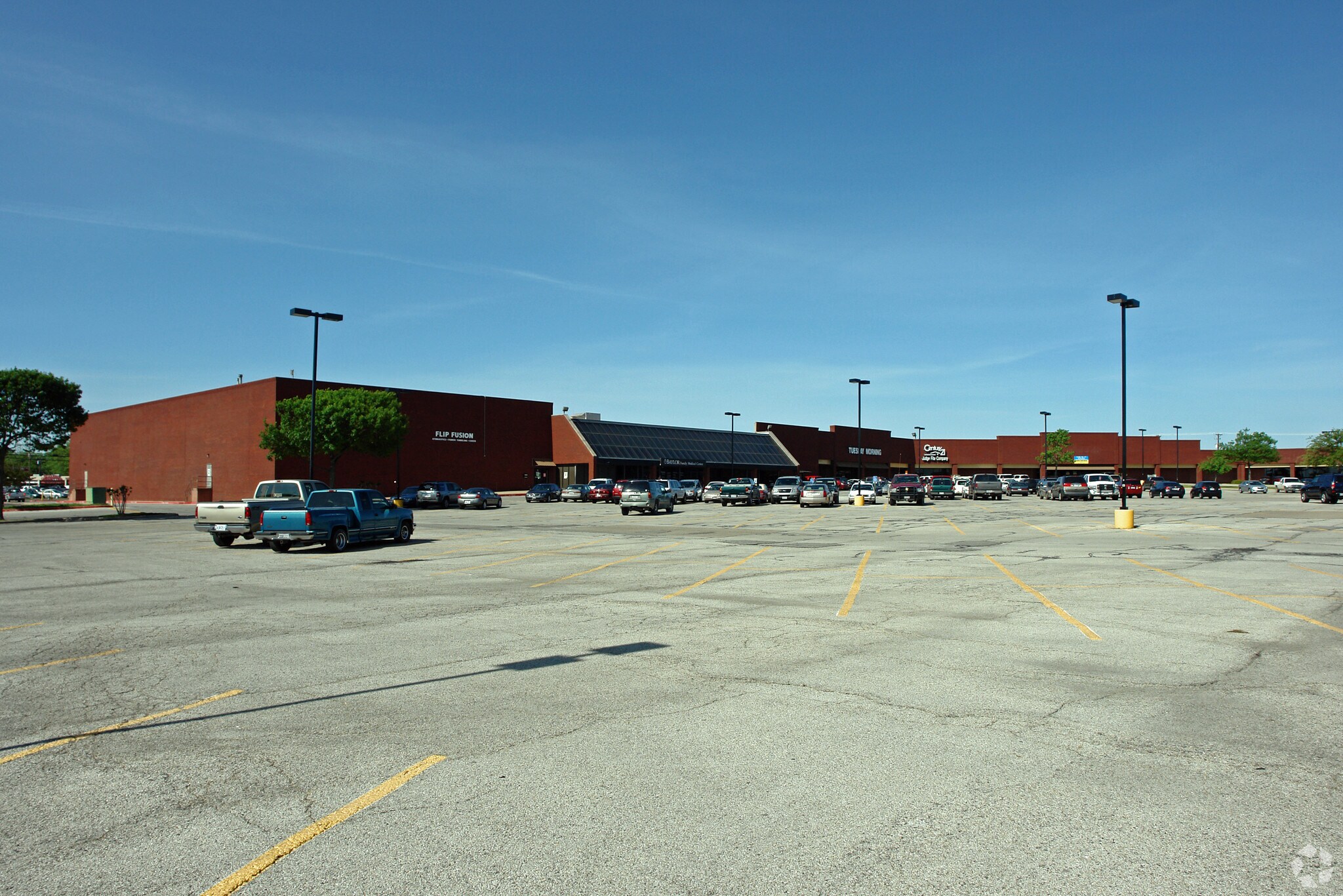 503-601 N Highway 77, Waxahachie, TX à louer Photo principale– Image 1 sur 11