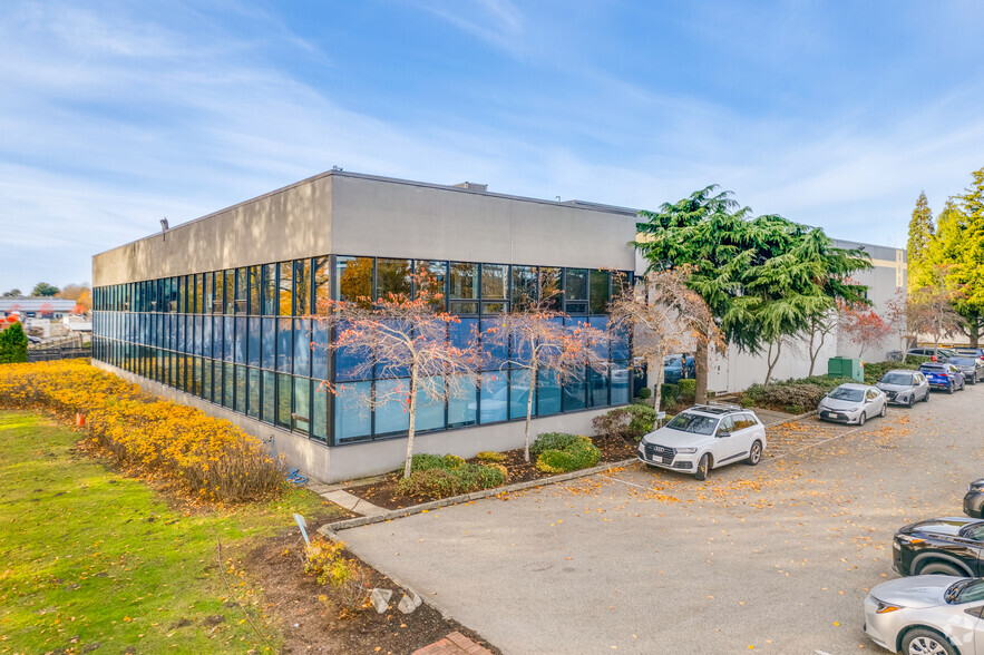 460 Fraserview Pl, Delta, BC à louer - Photo principale – Image 1 sur 4