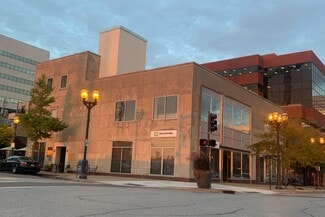 Plus de détails pour 7931-7933 Forsyth Blvd, Clayton, MO - Bureau, Bureau/Local commercial à louer