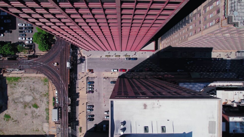 59 E Van Buren St, Chicago, IL à louer - Vidéo sur l’annonce professionnelle – Image 2 sur 100