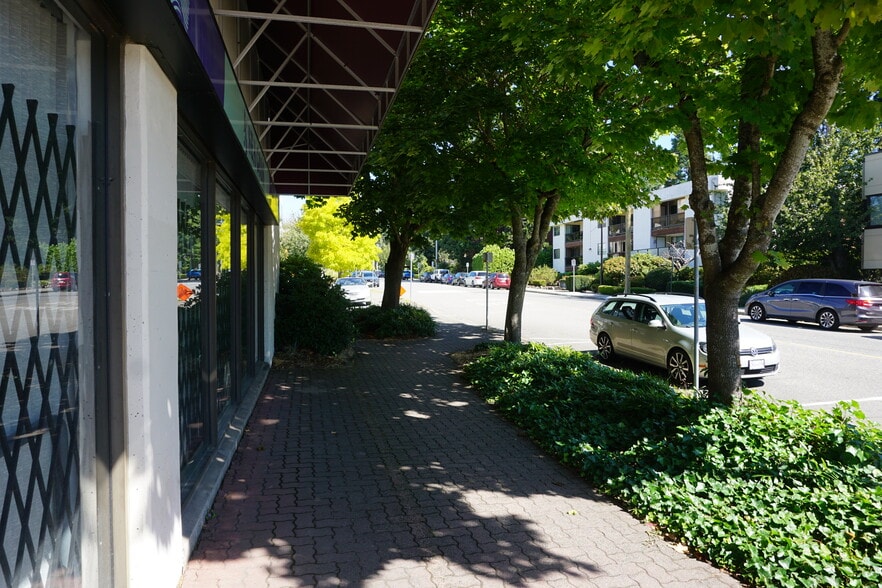 View Photo